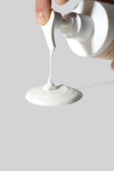 [Isntree] Yam Root Vegan Milk Cleanser 220ml